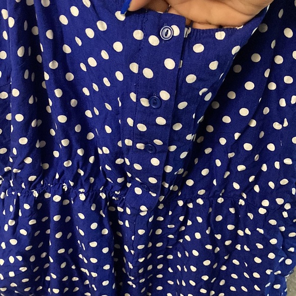 Blue white polkadot romper with pockets - Picture 2 of 6
